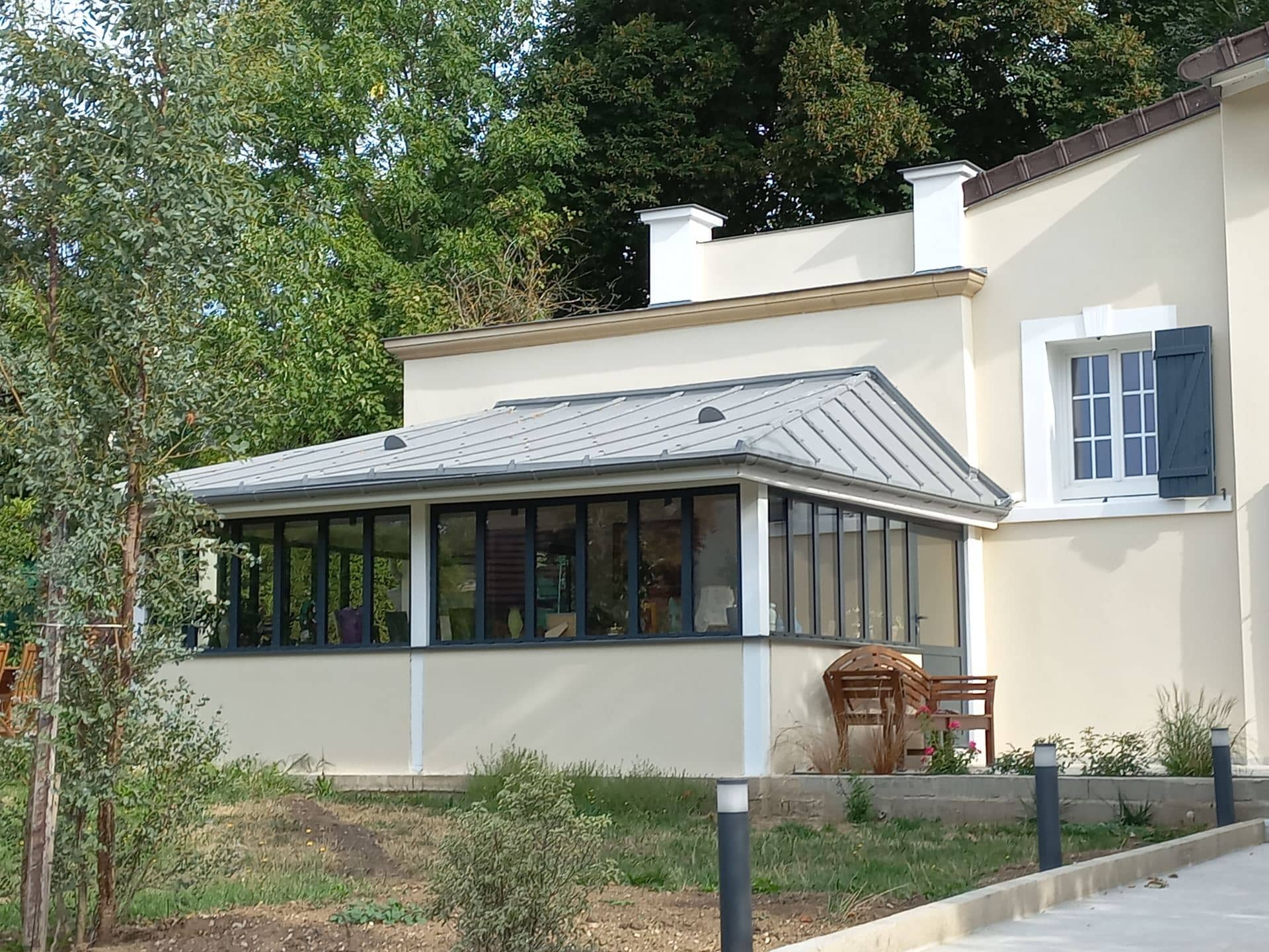 Extension vue de face, pilastres enduits